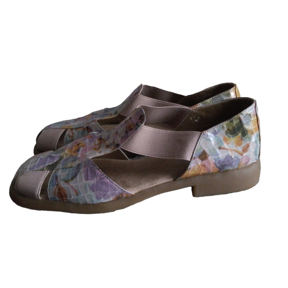 Aerosoles Size 9 Floral Shoes - Picture 7 of 14
